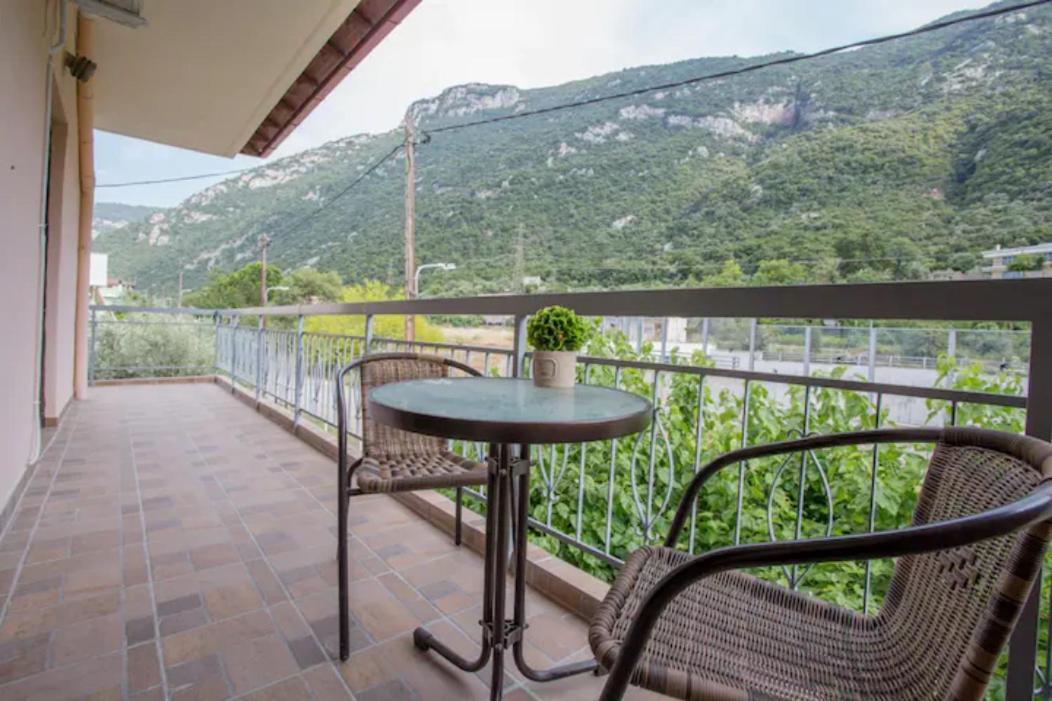 Vasileiou Apartments Kamena Vourla Exterior photo