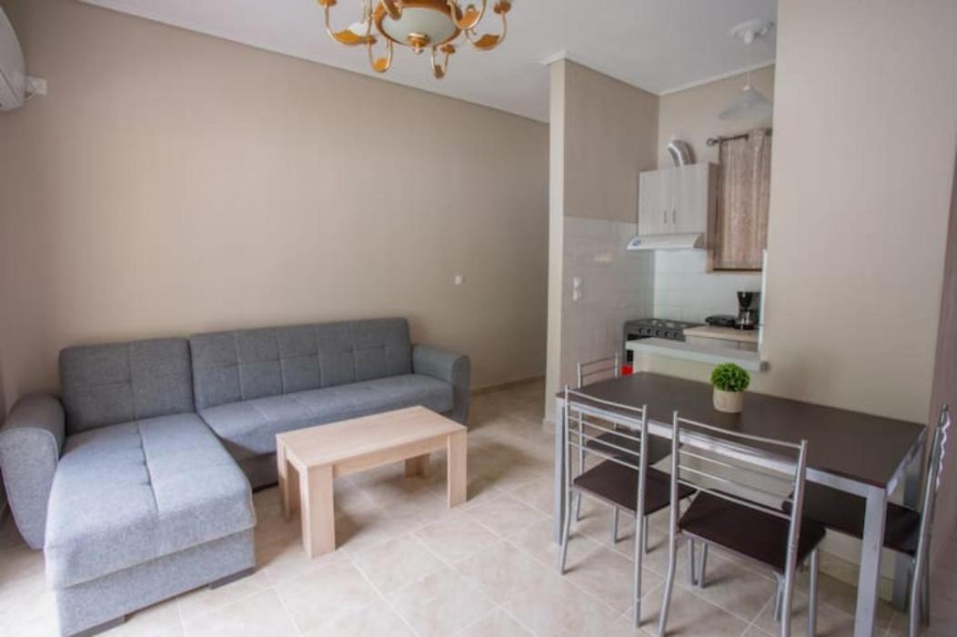 Vasileiou Apartments Kamena Vourla Exterior photo