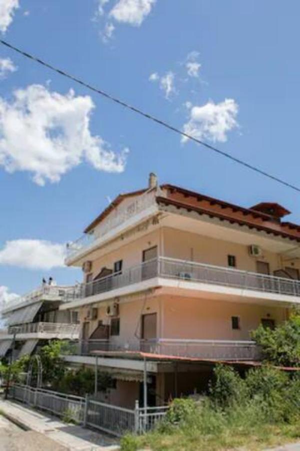 Vasileiou Apartments Kamena Vourla Exterior photo